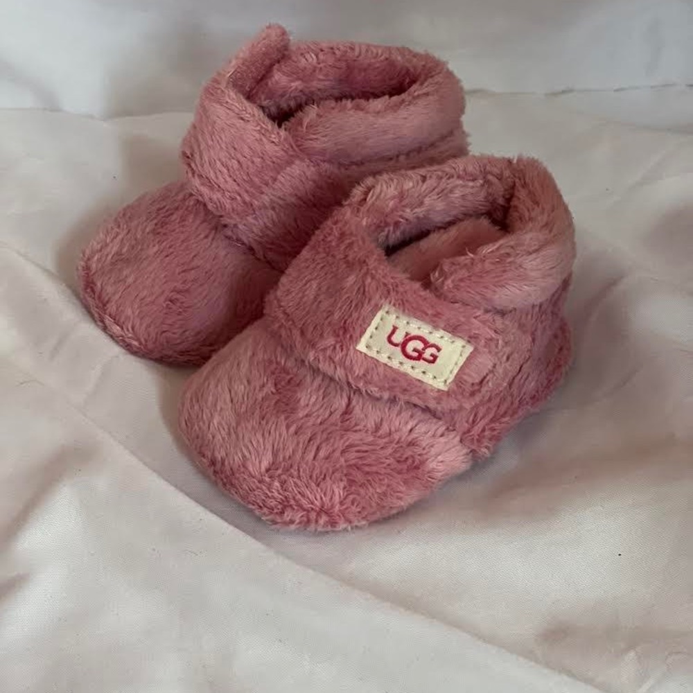 Light Pink infant UGG Booties